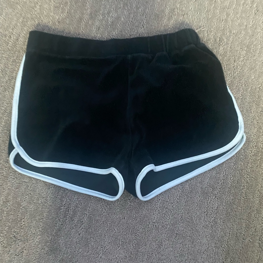 Super comfy!! really short